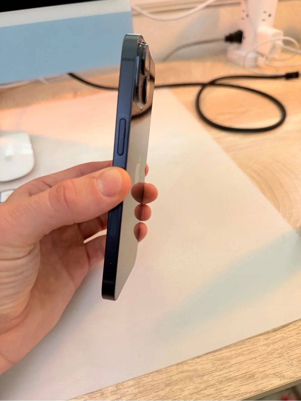UNLOCKED Apple iPhone 14